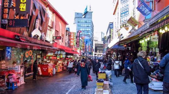 namdaemun-market-via-The-Seoul-Guide